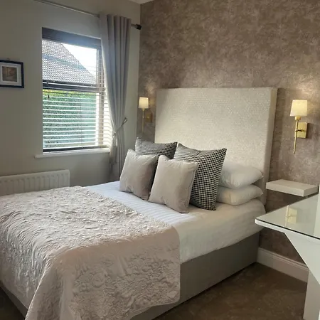 Killaran House 4*