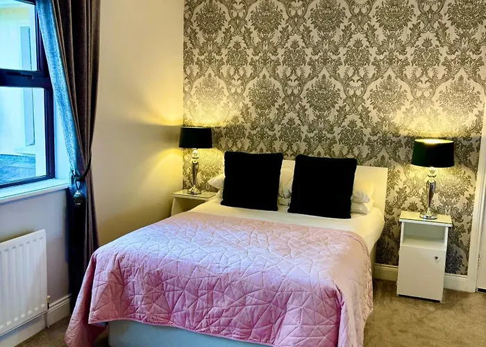 奇拉伦屋酒店 招待所